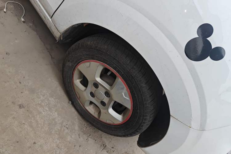Used Roewe Clever 2021 302 km New Four-Seater Super-Efficient Version Exterior 7