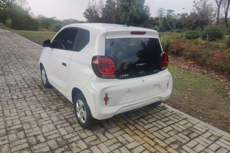Used Roewe Clever 2021 302 km New Four-Seater Super-Efficient Version Exterior 8