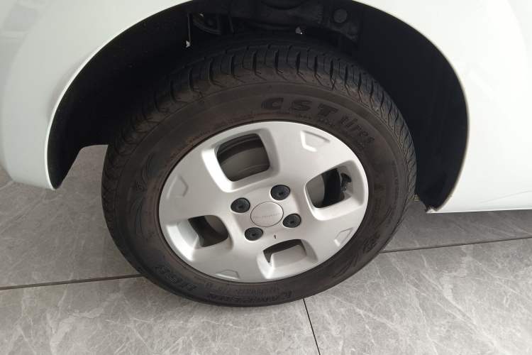 Used Roewe Clever 2021 302km Excellence Edition Exterior 8