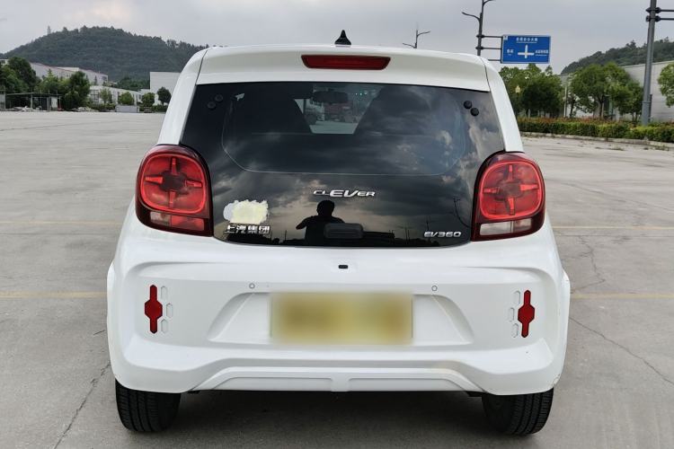 Used Roewe Clever 2021 302 km New Four-Seater Super-Efficient Version Exterior 8