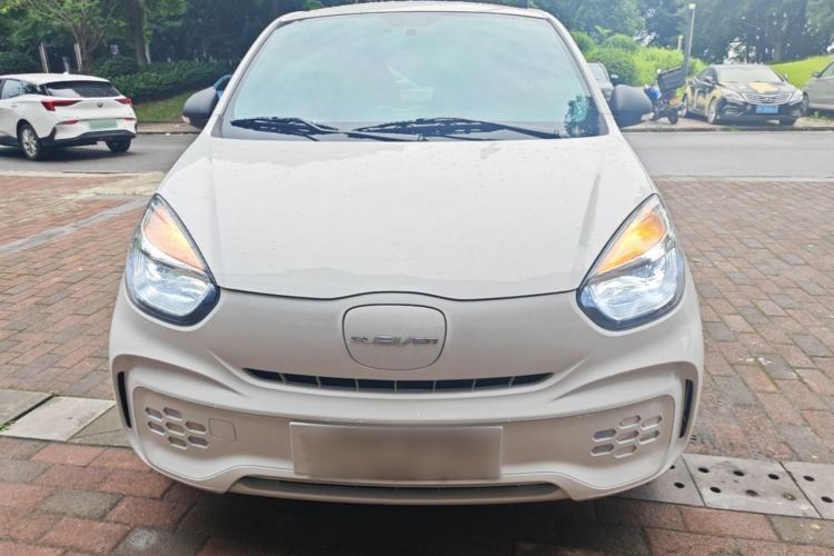 Used Roewe Clever 2021 302 km New Four-Seater Super-Efficient Version Front