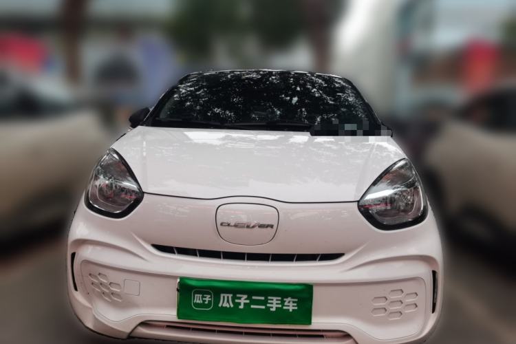 Used Roewe Clever 2021 302 km New Four-Seater Super-Efficient Version Front