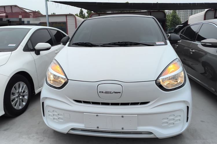 Used Roewe Clever 2021 302 km New Four-Seater Super-Efficient Version Front