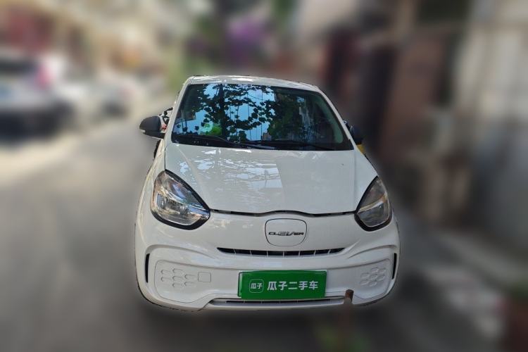 Used Roewe Clever 2021 302 km New Four-Seater Super-Efficient Version Front