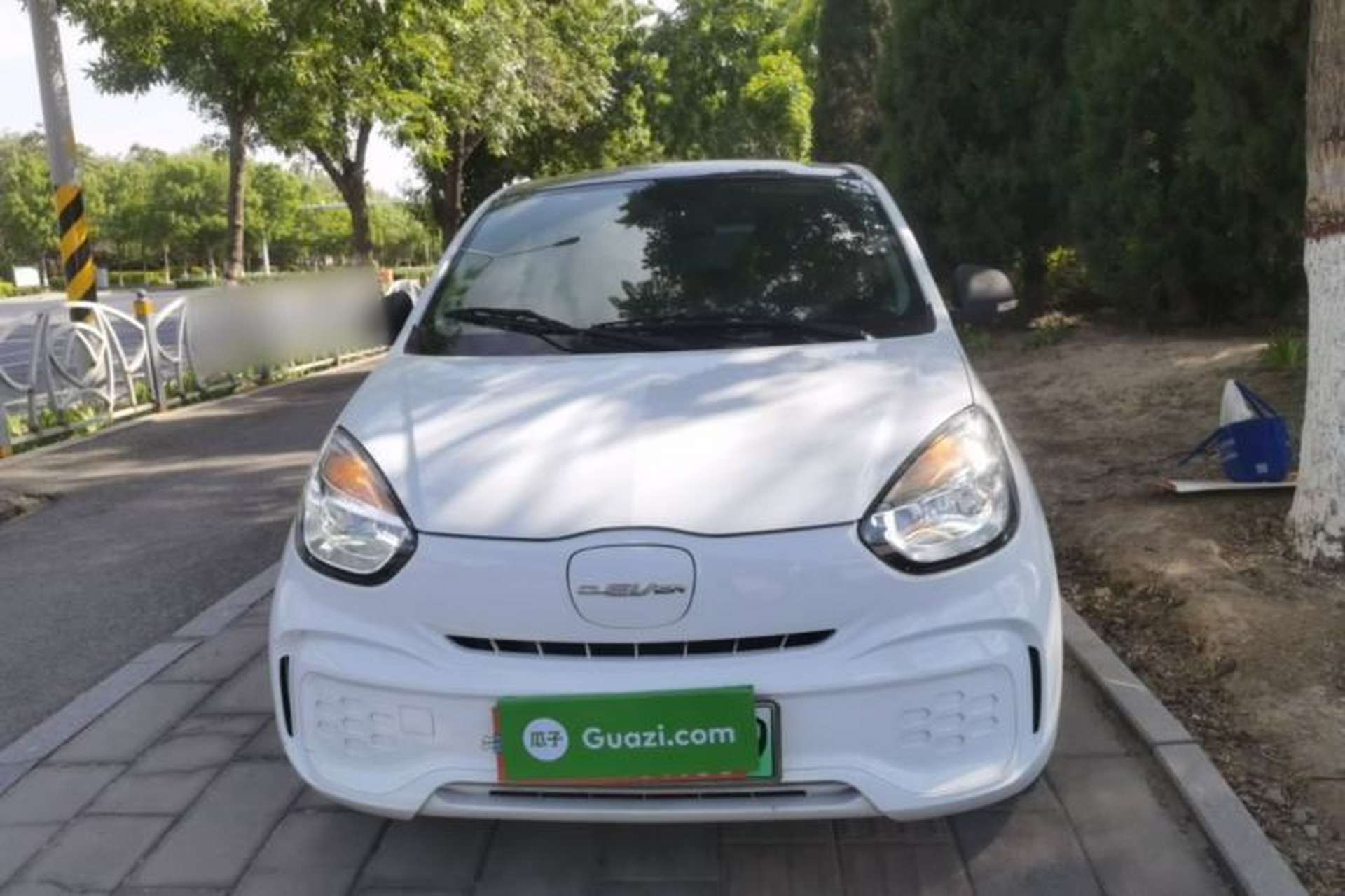 Used Roewe Clever 2021 302 km New Four-Seater Super-Efficient Version Front
