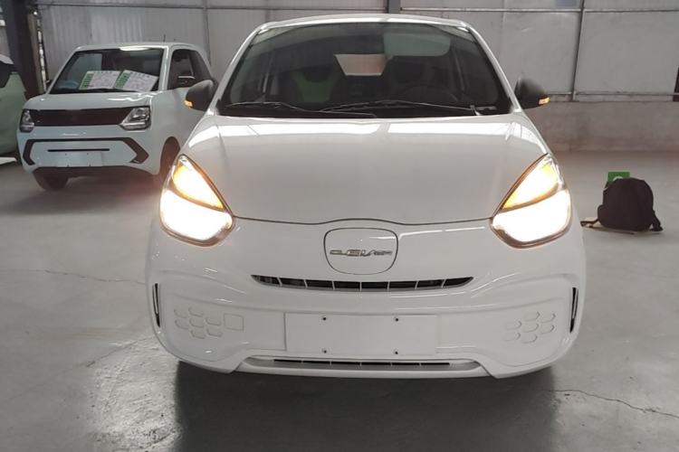 Used Roewe Clever 2021 302 km New Four-Seater Super-Efficient Version Front