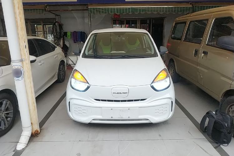 Used Roewe Clever 2021 302 km New Four-Seater Super-Efficient Version Front
