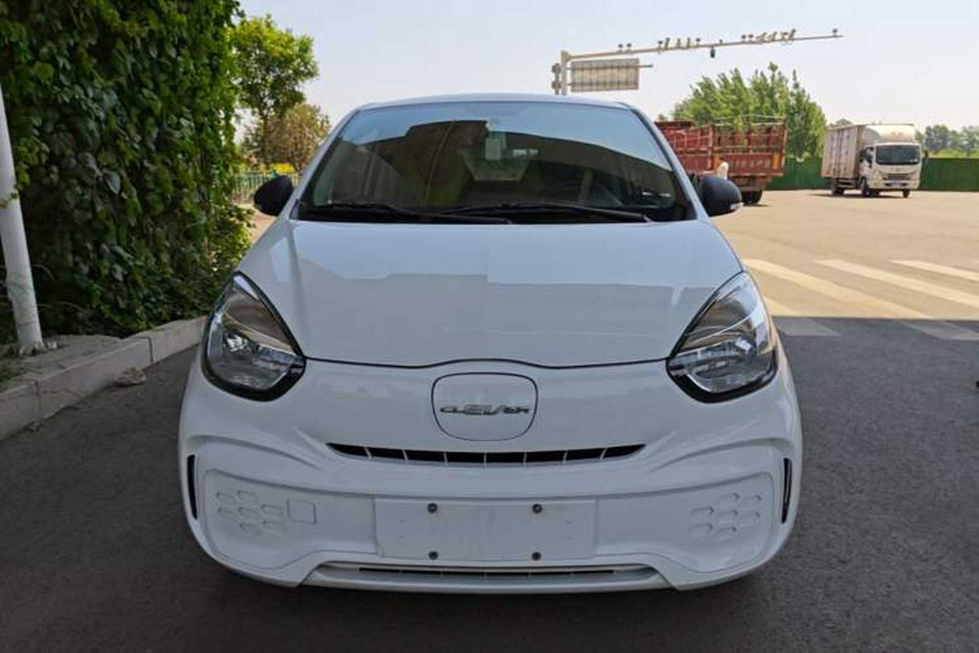 Used Roewe Clever 2021 302 km New Four-Seater Super-Efficient Version Front