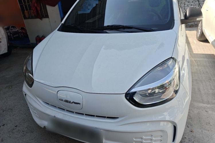Used Roewe Clever 2021 302 km New Four-Seater Super-Efficient Version Front