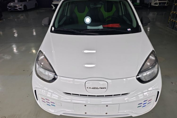 Used Roewe Clever 2021 302 km New Four-Seater Super-Efficient Version Front