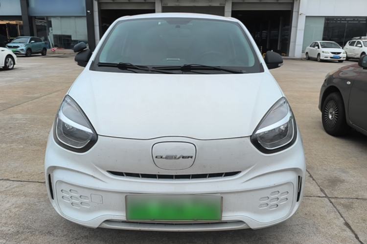 Used Roewe Clever 2021 302 km New Four-Seater Super-Efficient Version Front