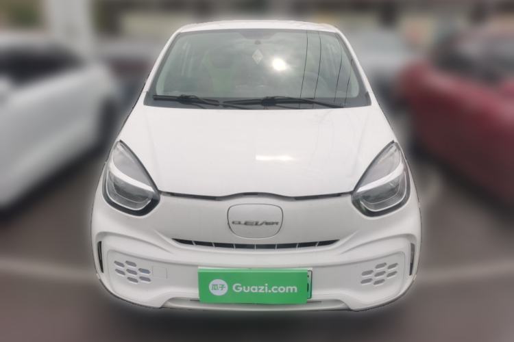 Used Roewe Clever 2021 302 km New Four-Seater Super-Efficient Version Front