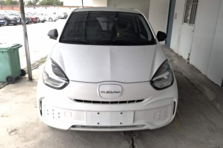 Used Roewe Clever 2021 302 km New Four-Seater Super-Efficient Version Front