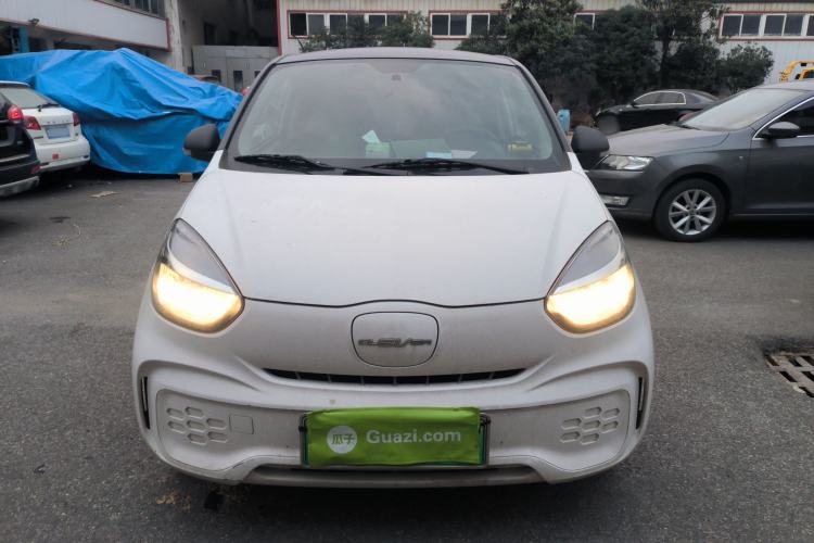 Used Roewe Clever 2021 302 km New Four-Seater Super-Efficient Version Front