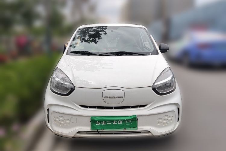 Used Roewe Clever 2021 302 km New Four-Seater Super-Efficient Version Front