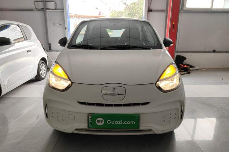 Used Roewe Clever 2021 302 km New Four-Seater Super-Efficient Version Front