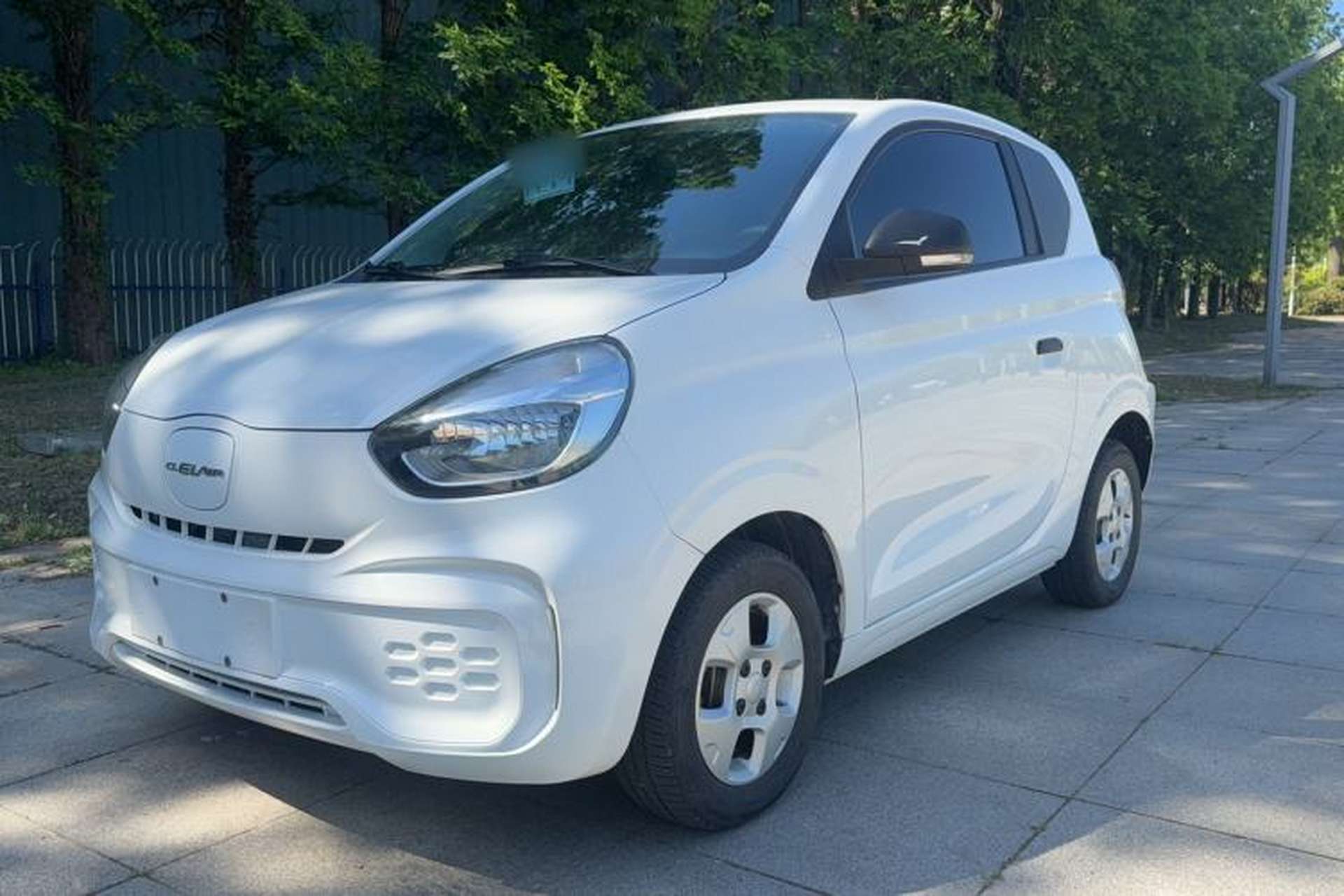 Used Roewe Clever 2021 302km Excellence Edition Front Left 45 Deg