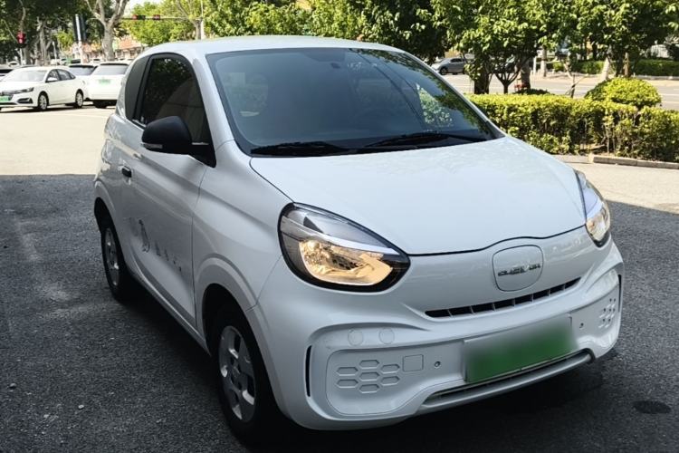 Used Roewe Clever 2021 302km All-Round Version Front Right 45 Deg