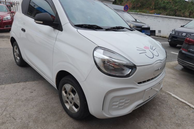 Used Roewe Clever 2021 302km Excellence Edition Front Right 45 Deg