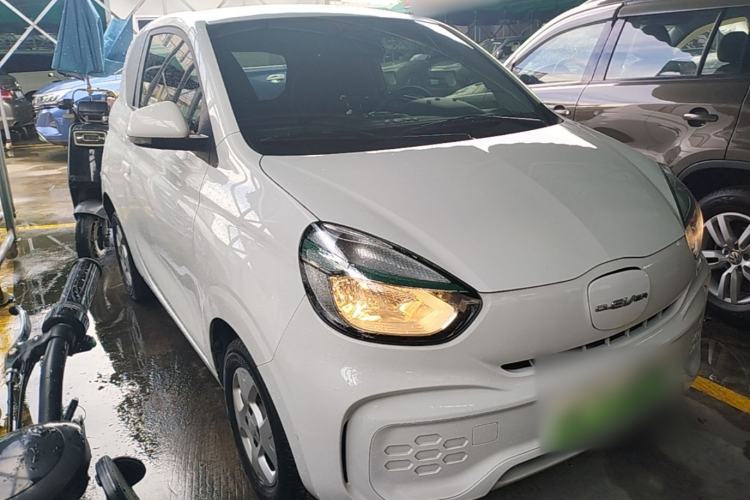 Used Roewe Clever 2021 302km Excellence Edition Front Right 45 Deg
