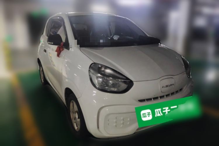 Used Roewe Clever 2021 302 km New Four-Seater Super-Efficient Version Front Right 45 Deg
