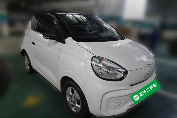 Used Roewe Clever 2021 302 km New Four-Seater Super-Efficient Version Front Right 45 Deg