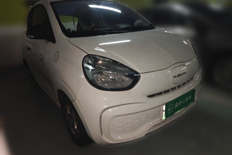 Used Roewe Clever 2021 302 km New Four-Seater Super-Efficient Version Front Right 45 Deg