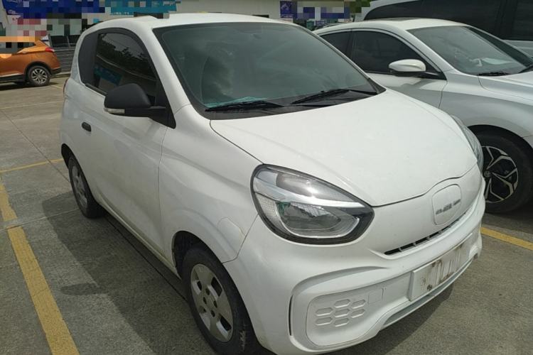 Used Roewe Clever 2021 302km All-Round Version Front Right 45 Deg