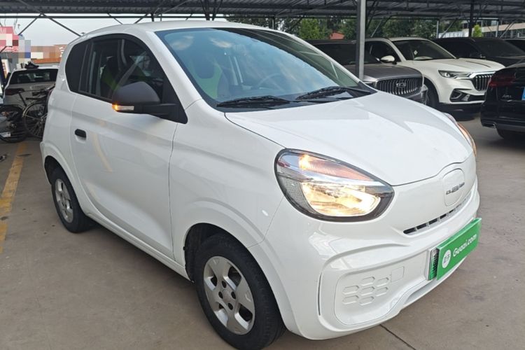 Used Roewe Clever 2021 302km All-Round Version Front Right 45 Deg