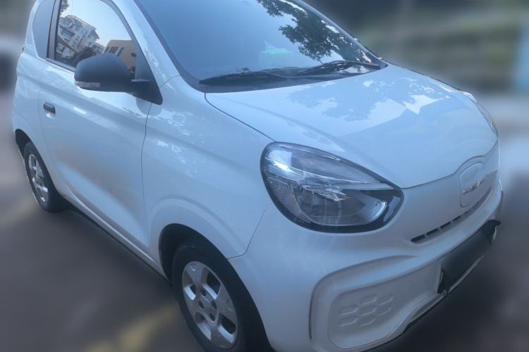 Used Roewe Clever 2021 302 km New Four-Seater Super-Efficient Version Front Right 45 Deg