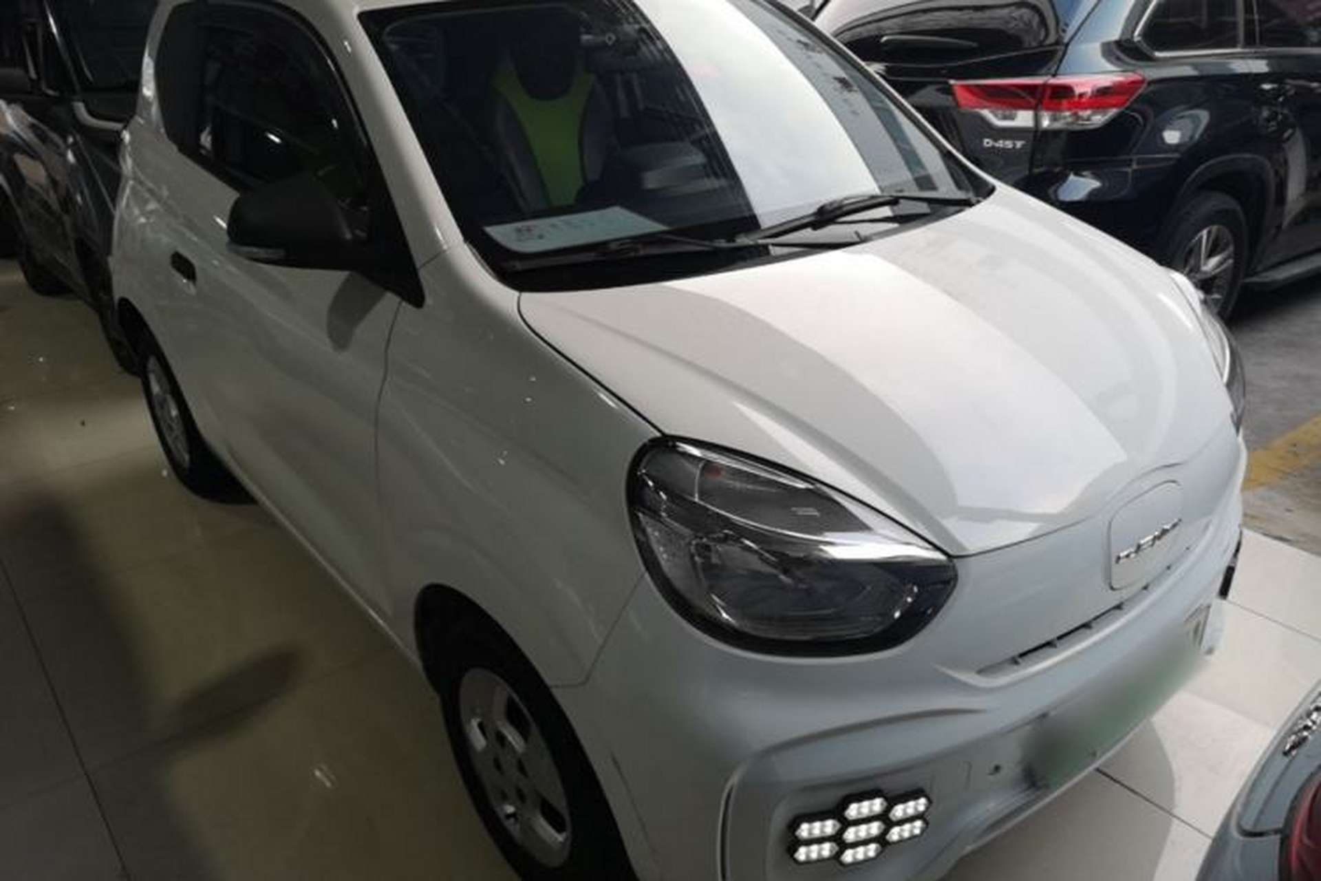 Used Roewe Clever 2021 302km All-Round Version Front Right 45 Deg