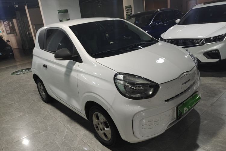 Used Roewe Clever 2021 302km All-Round Version Front Right 45 Deg