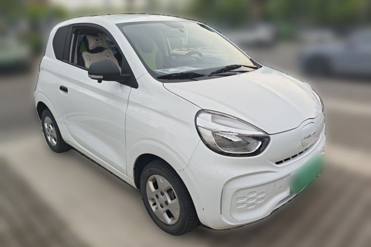 Used Roewe Clever 2021 302km All-Round Version Front Right 45 Deg