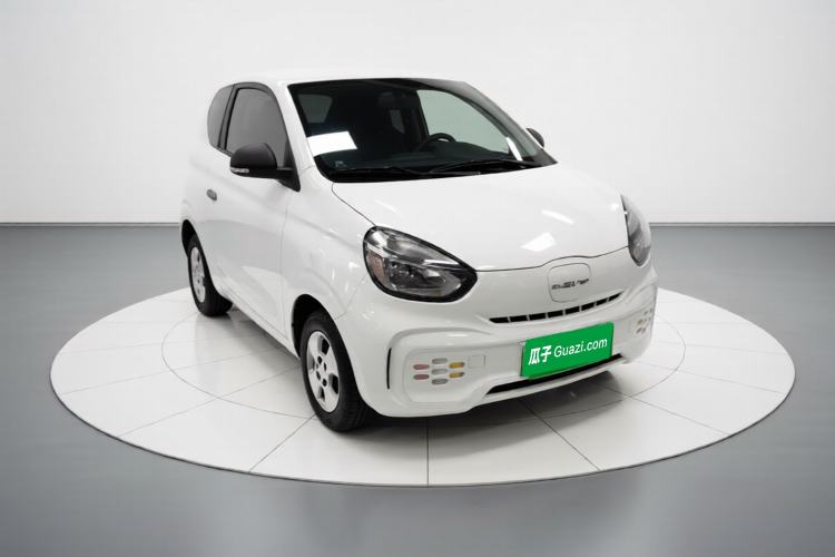 Used Roewe Clever 2021 302km Excellence Edition Front Right 45 Deg