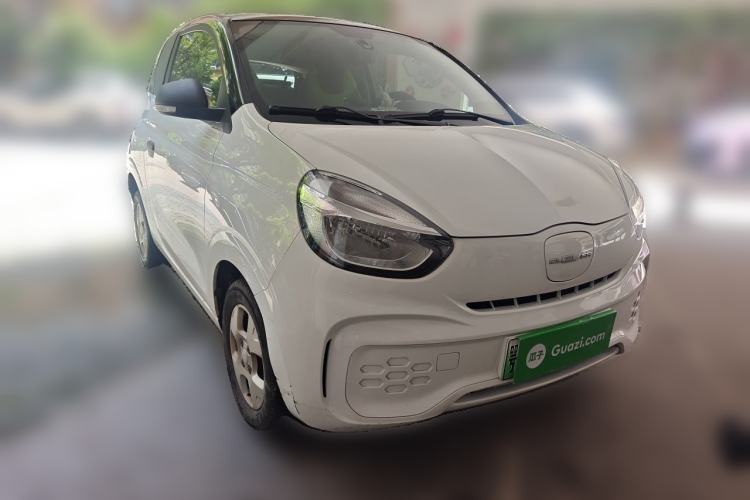 Used Roewe Clever 2021 302 km New Four-Seater Super-Efficient Version Front Right 45 Deg