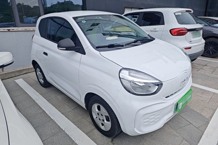 Used Roewe Clever 2021 302km Excellence Edition Front Right 45 Deg