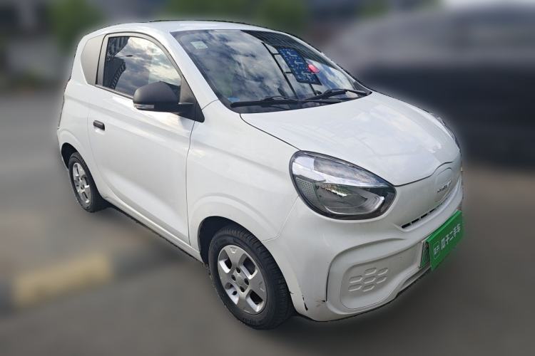 Used Roewe Clever 2021 302km Excellence Edition Front Right 45 Deg