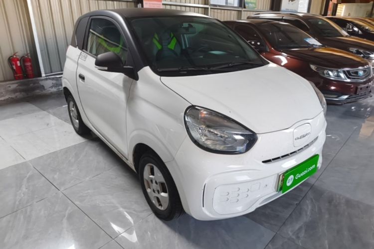Used Roewe Clever 2021 302km All-Round Version Front Right 45 Deg