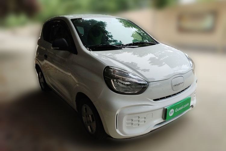 Used Roewe Clever 2021 302km All-Round Version Front Right 45 Deg