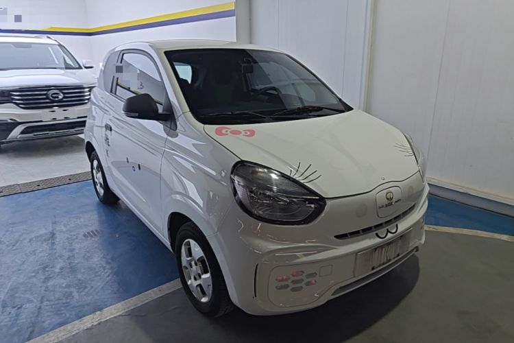 Used Roewe Clever 2021 302 km New Four-Seater Super-Efficient Version Front Right 45 Deg