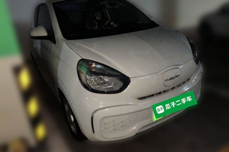Used Roewe Clever 2021 302km Excellence Edition Front Right 45 Deg