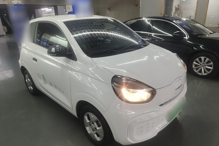 Used Roewe Clever 2021 302km All-Round Version Front Right 45 Deg