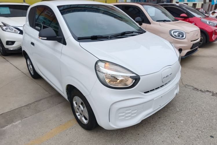 Used Roewe Clever 2021 302km Excellence Edition Front Right 45 Deg