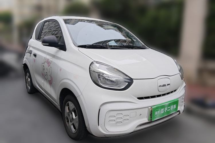 Used Roewe Clever 2021 302km All-Round Version Front Right 45 Deg