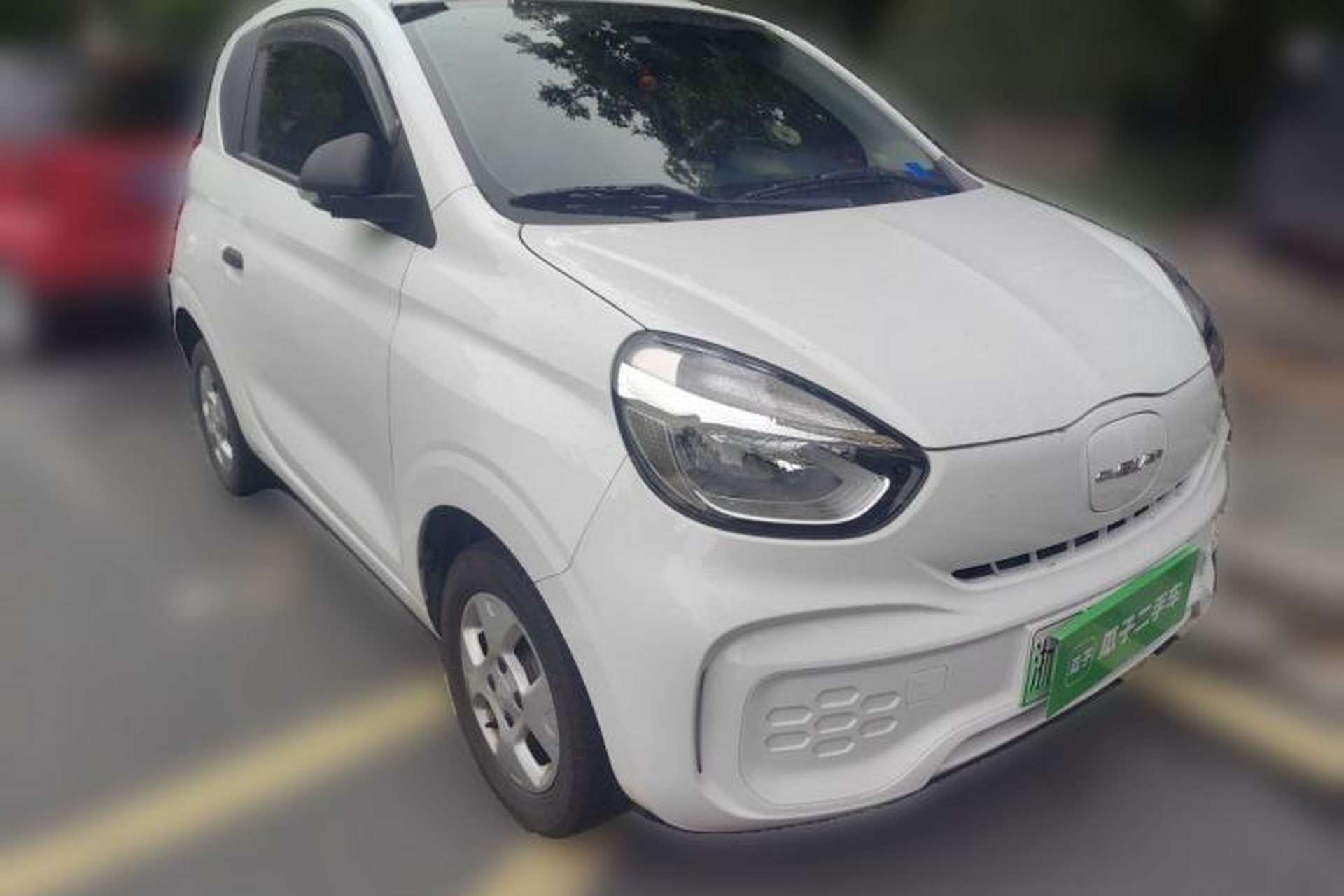 Used Roewe Clever 2021 302 km New Four-Seater Super-Efficient Version Front Right 45 Deg