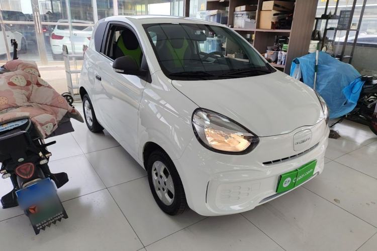 Used Roewe Clever 2021 302 km New Four-Seater Super-Efficient Version Front Right 45 Deg
