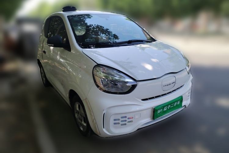 Used Roewe Clever 2021 302km All-Round Version Front Right 45 Deg