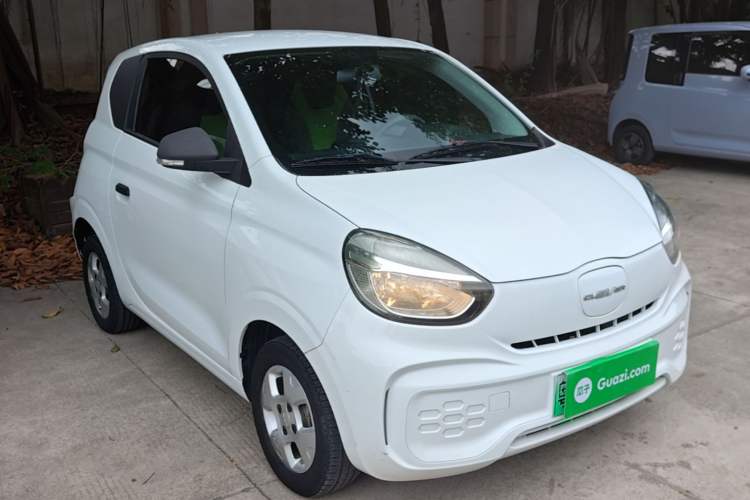 Used Roewe Clever 2021 302km Excellence Edition Front Right 45 Deg