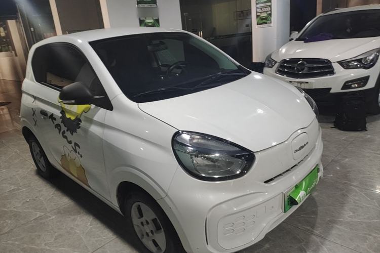 Used Roewe Clever 2021 302km All-Round Version Front Right 45 Deg