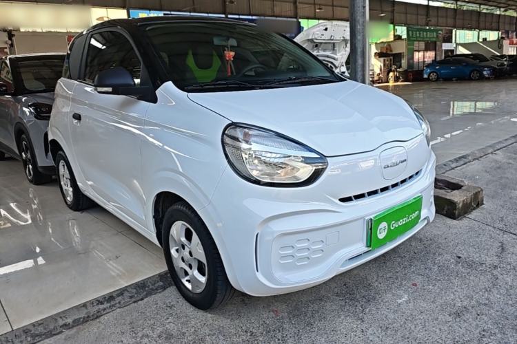 Used Roewe Clever 2021 302 km New Four-Seater Super-Efficient Version Front Right 45 Deg